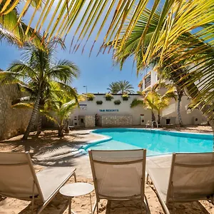 https://apartamentos-las-dalias.in-canary-islands.com